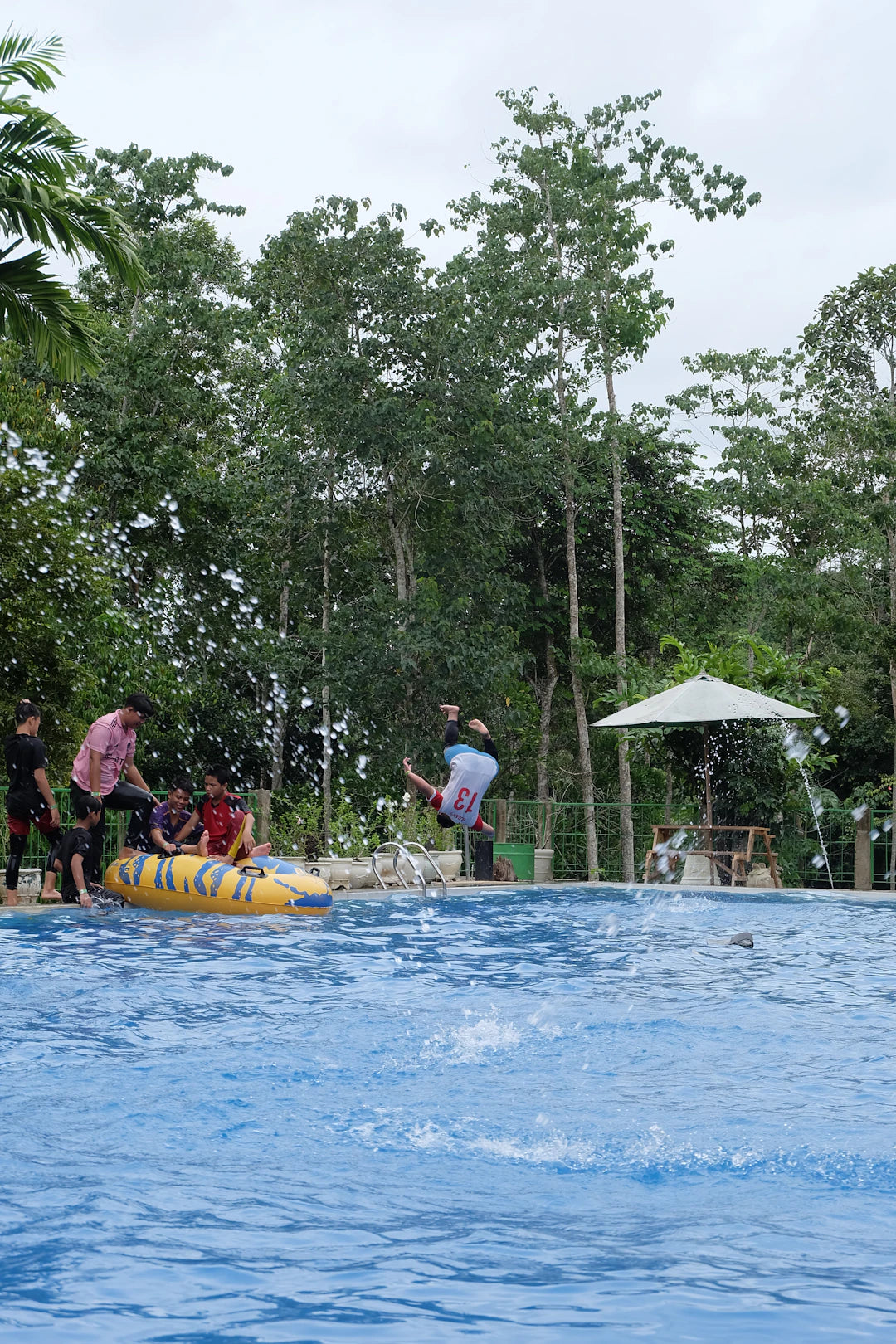 Make Waves Family Fun with Swimming Activities